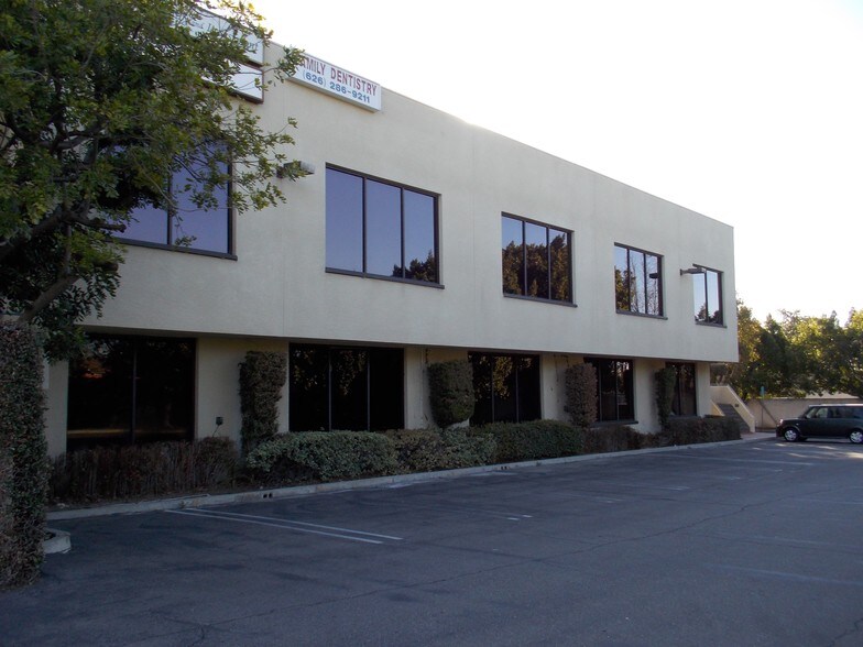 More Photos Of 2920 Huntington Dr, San Marino Medical For Lease