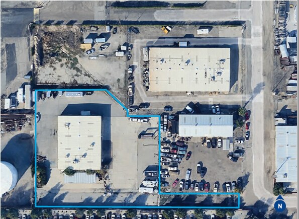 More Photos Of 2825 Standard St, Bakersfield Warehouse For Sale