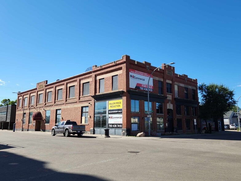 Primary Photo Of 8020 105th St NW, Edmonton Storefront For Sale