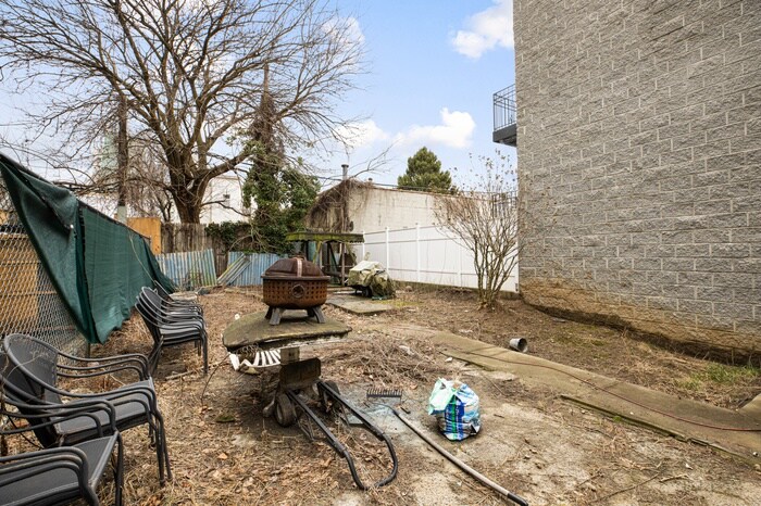 More Photos Of 3911 27th St, Long Island City Apartments For Sale