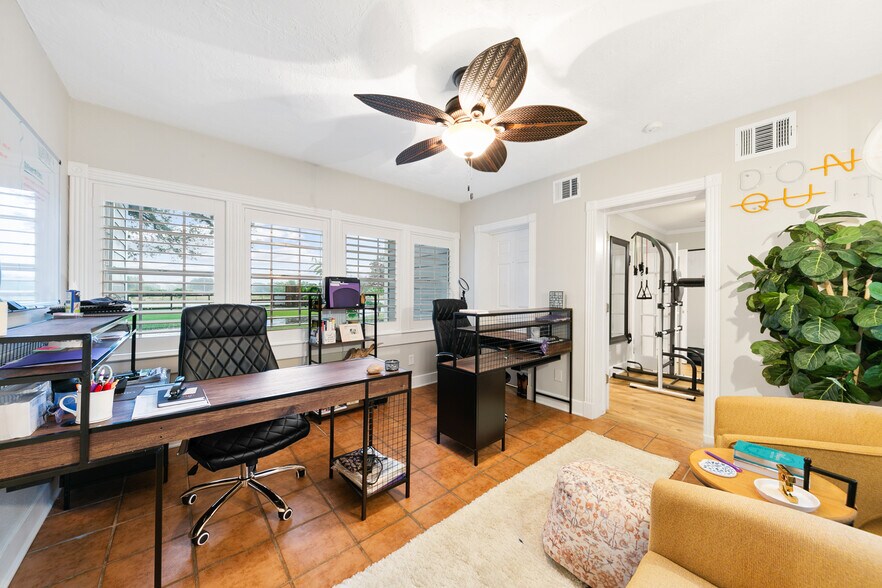 More Photos Of 10419 W Hidden Lake Ln, Richmond Religious Facility For Sale