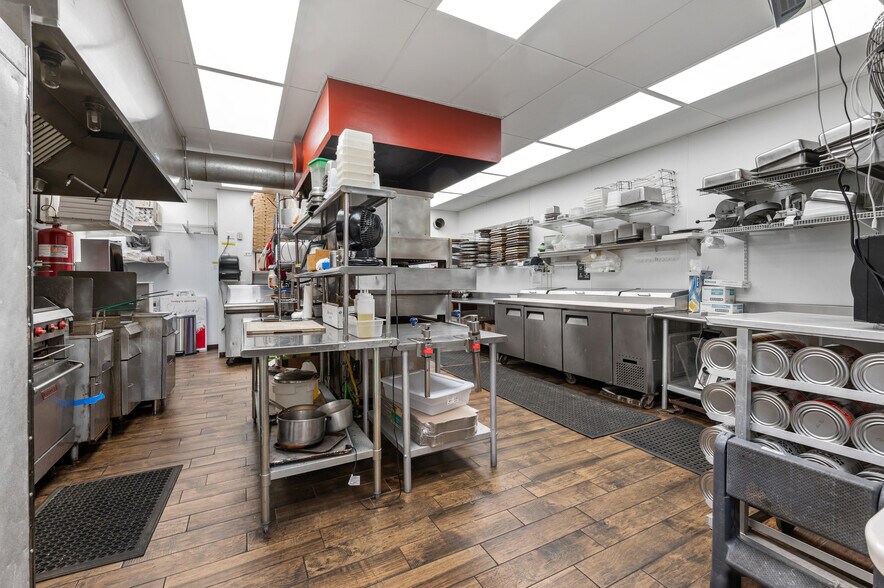 More Photos Of 3527 Washington Ave, Finleyville Freestanding For Sale