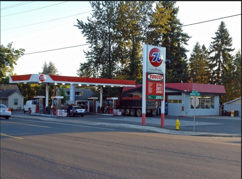 Primary Photo Of 109 S Main St, Big Pine Service Station For Sale