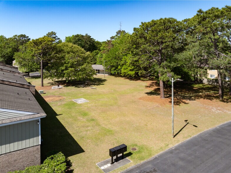 More Photos Of 12012 Middleground Rd, Savannah Apartments For Sale