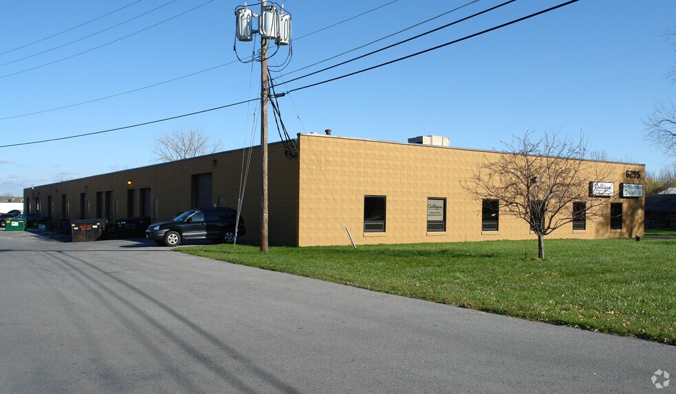 More Photos Of 6295 E Molloy Rd, East Syracuse Flex For Lease