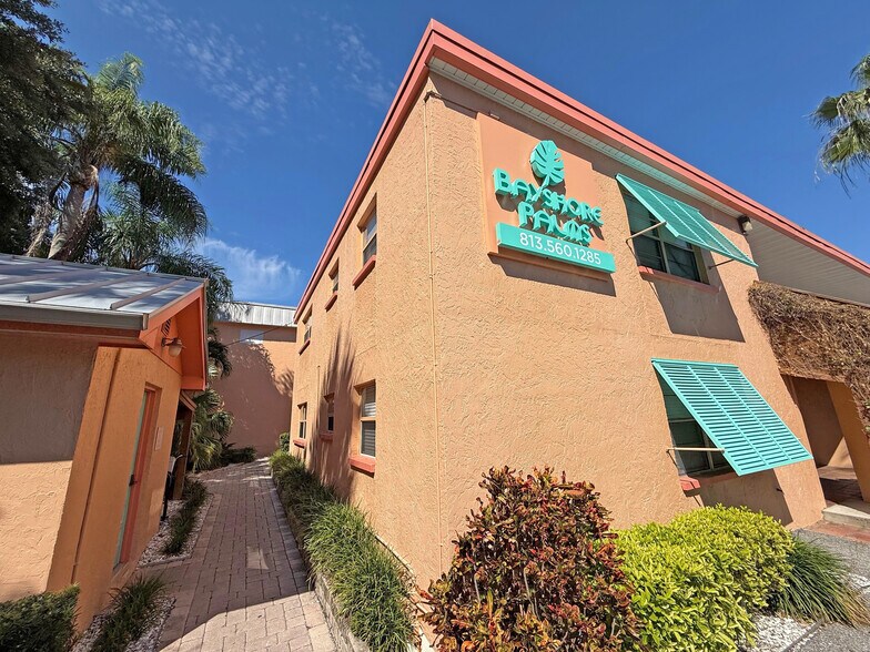 More Photos Of 1405 S Lorenzo Ave, Tampa Apartments For Sale