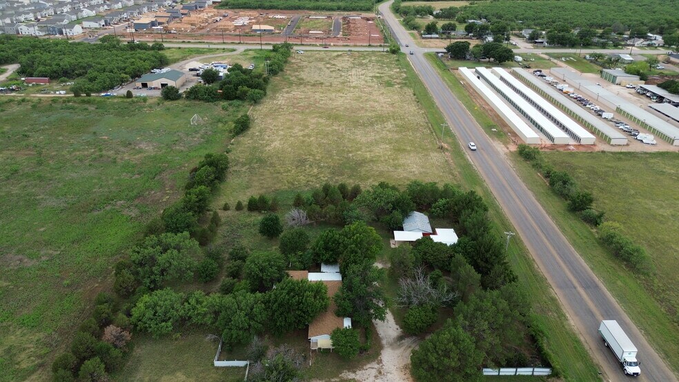 More Photos Of 225 E South 27th St, Abilene Land For Sale
