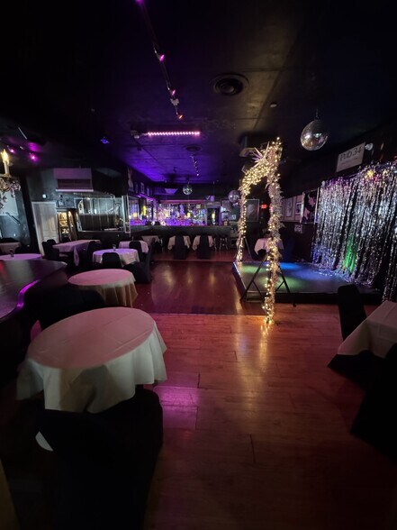 More Photos Of 439 Derby Ave, West Haven Restaurant For Sale