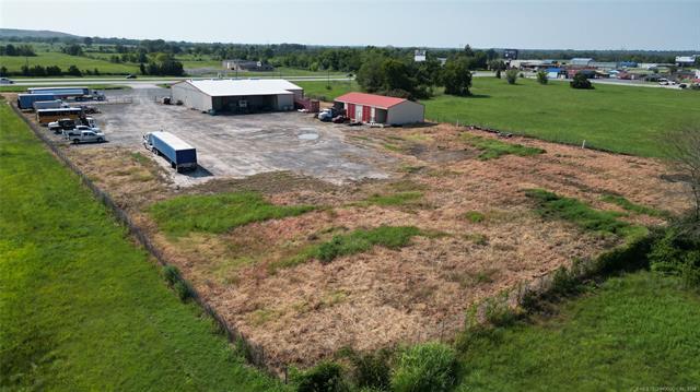 More Photos Of 2700 S 32nd St, Muskogee Industrial For Sale