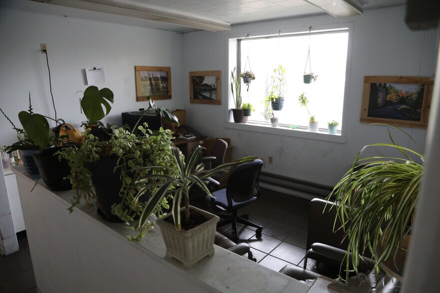 More Photos Of 855 Edward st, Prescott Industrial For Sale