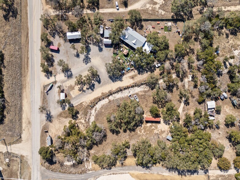 More Photos Of 33855 Blanco Rd, Bulverde Bar For Sale