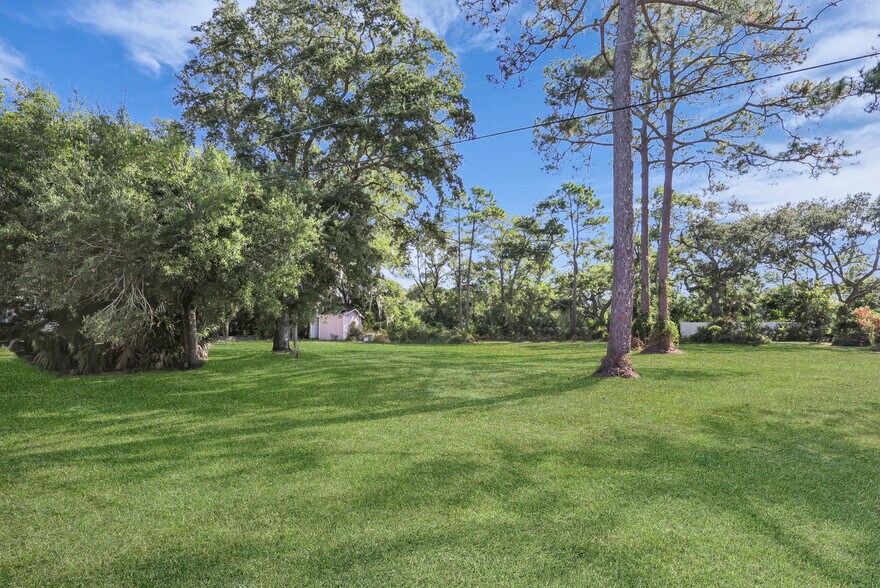 More Photos Of 106-108 Lewis Ave, Tybee Island Land For Sale