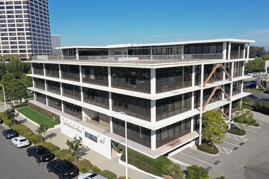 More Photos Of 567 San Nicolas Dr, Newport Beach Office For Lease