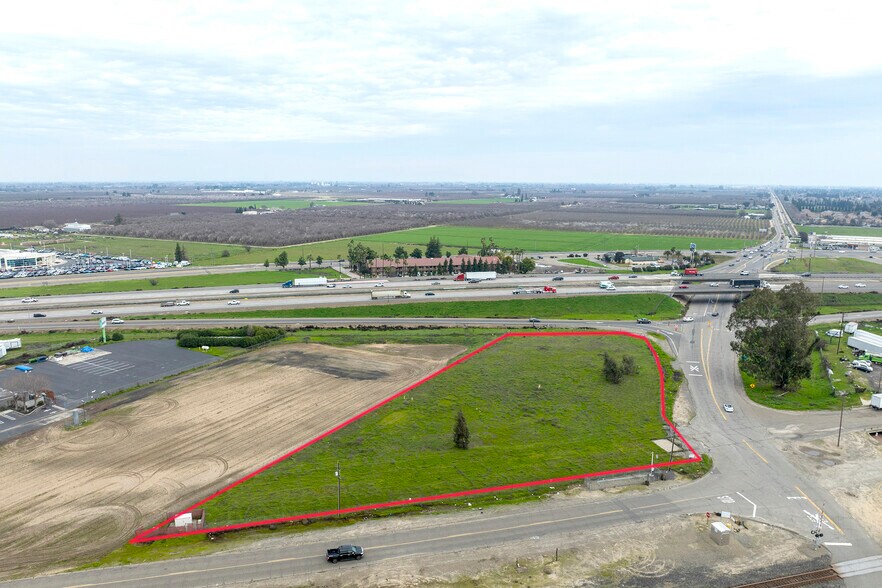 More Photos Of 4830 Taylor Ct, Turlock Land For Sale