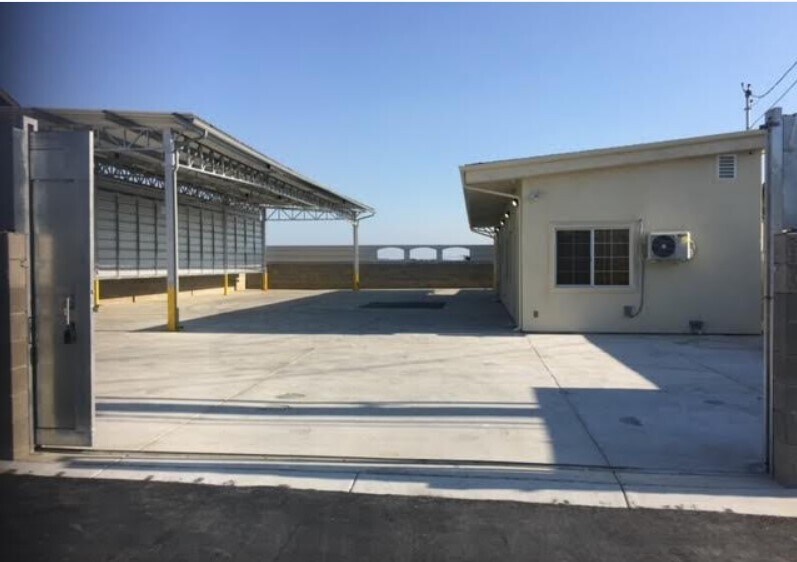 More Photos Of 9215 Birch St, Spring Valley Auto Salvage Facility For Sale