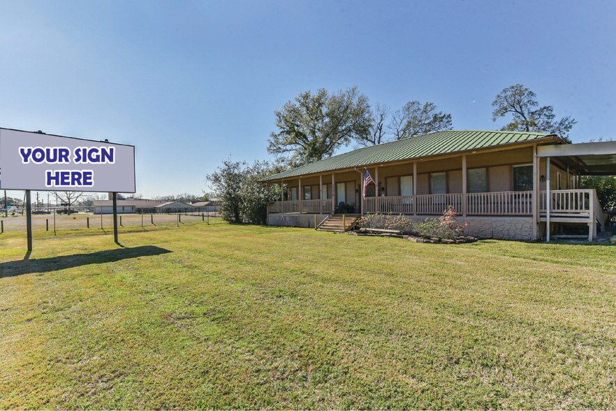 Primary Photo Of 25419 FM 2100 Rd, Huffman Medical For Lease