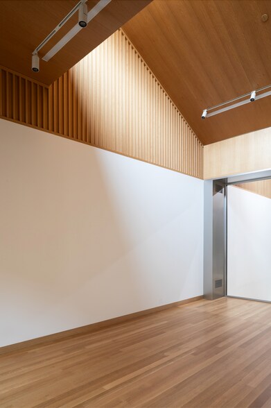 More Photos Of 26 E 78th St, New York Office For Lease
