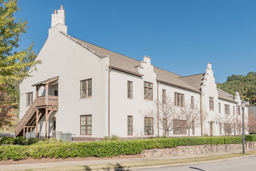 More Photos Of 1121 Edenton St, Birmingham Office For Lease