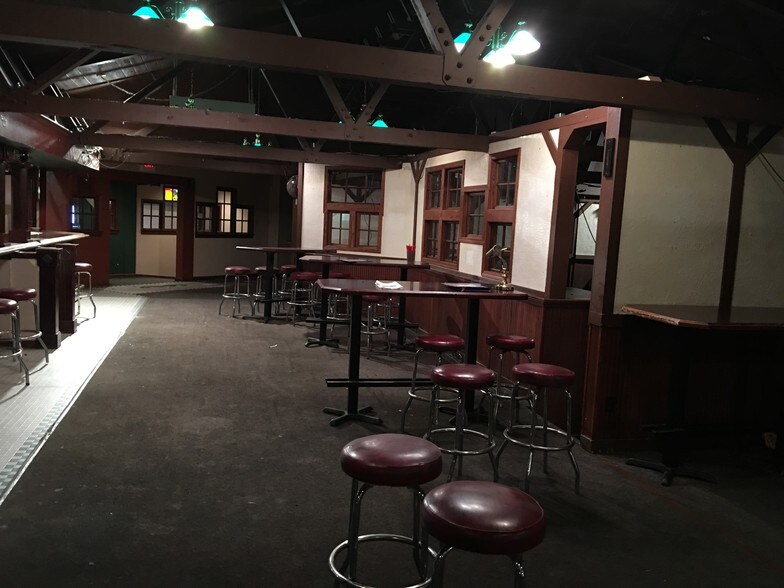 More Photos Of 1701 Hwy 93 S, Kalispell Hotel For Sale