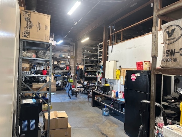 More Photos Of 8751 Bradley Ave, Sun Valley Warehouse For Lease