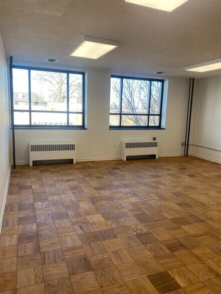 More Photos Of 319 N Wayne St, Piqua Loft Creative Space For Lease