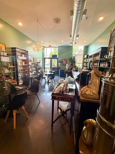 More Photos Of 2505-2553 W Cary St, Richmond Apartments For Lease