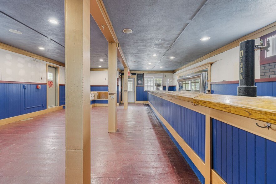 More Photos Of 84-86 Kilvert St, Warwick Restaurant For Sale
