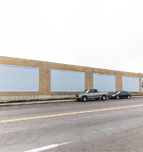 More Photos Of 2730 Delmar Blvd, Saint Louis Warehouse For Lease