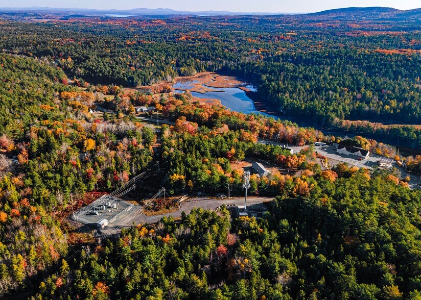 More Photos Of 1049 Main St, Mount Desert Office For Sale