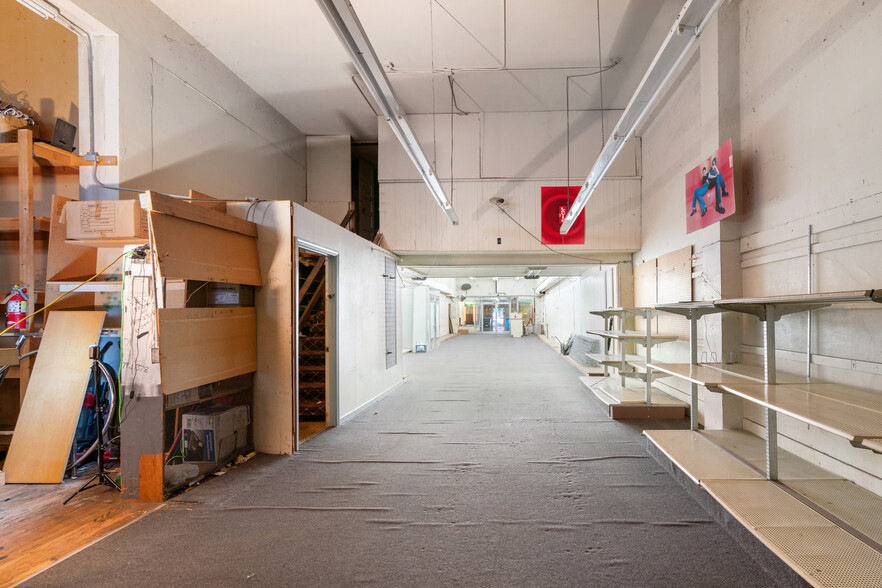 More Photos Of 2640-2650 Mission St, San Francisco Storefront For Lease