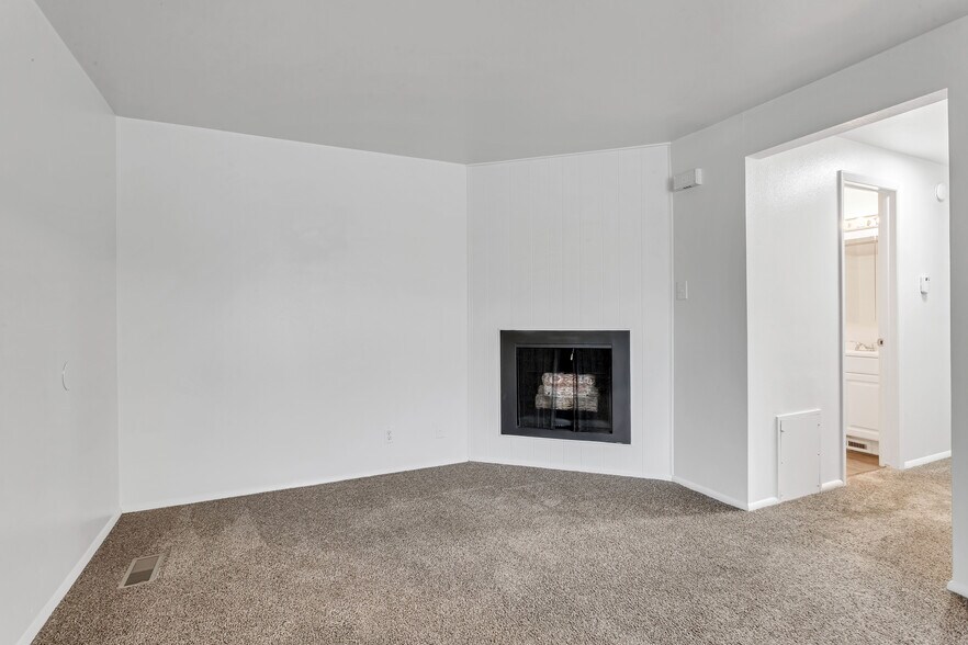 More Photos Of 2519 S 300 E, South Salt Lake Apartments For Sale