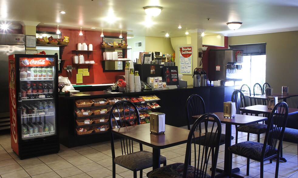 More Photos Of 2470 Windy Hill Rd SE, Marietta Office For Lease