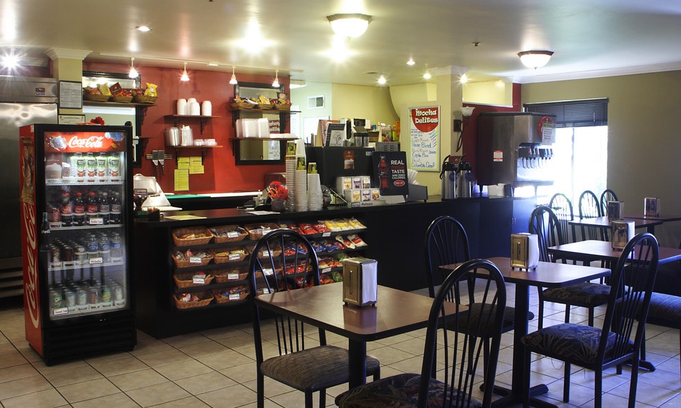 More Photos Of 2470 Windy Hill Rd SE, Marietta Office For Lease