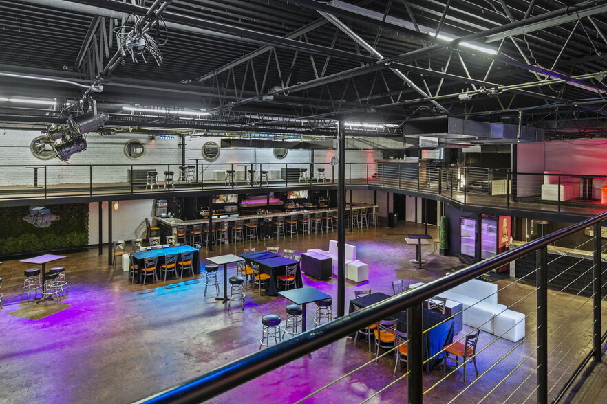 More Photos Of 110 E South St, Jackson Bar For Sale