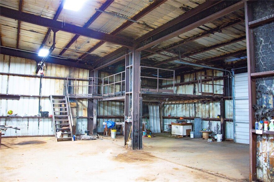 More Photos Of 2249 County Street 2810, Chickasha Industrial For Sale