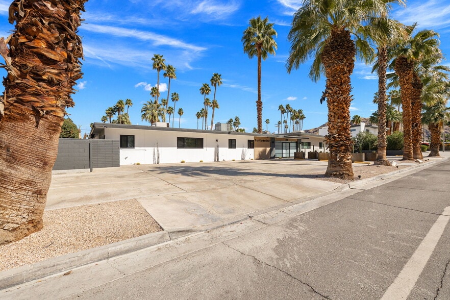 More Photos Of 2080 S Camino Real, Palm Springs Apartments For Sale