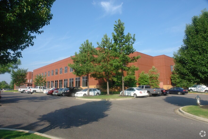 More Photos Of 391 Southcrest Cir, Southaven Medical For Lease