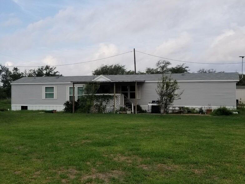 Primary Photo Of 1145 Heron Ln, Rockport Manufactured Housing Mobile Home Park For Sale