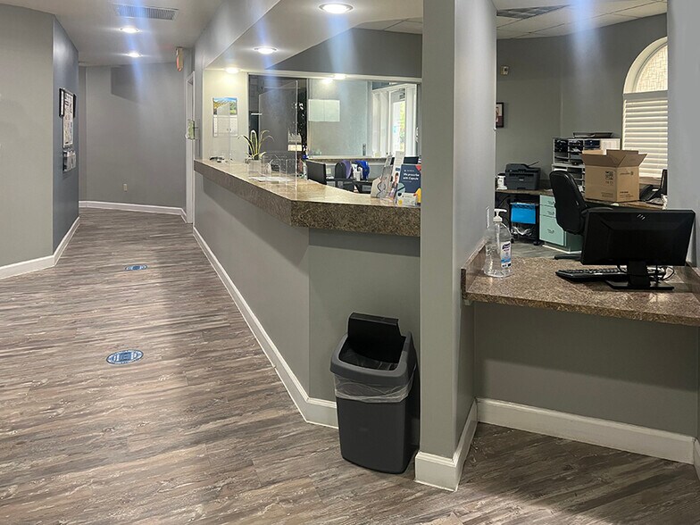 More Photos Of 630 Jacksonville Dr, Jacksonville Beach Medical For Lease