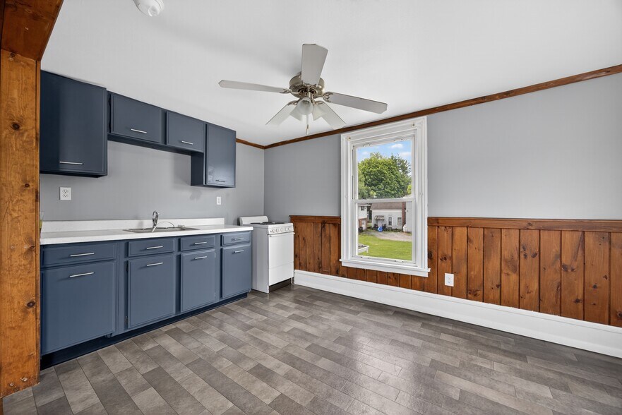 More Photos Of 464 Main St, New Milford Storefront Retail Office For Sale