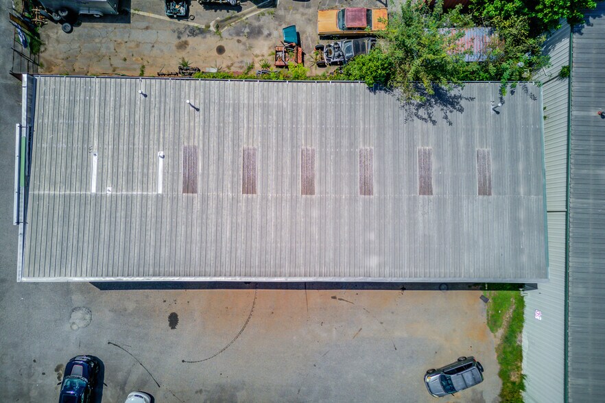 More Photos Of 5280 Atlanta Hwy, Alpharetta Auto Repair For Sale