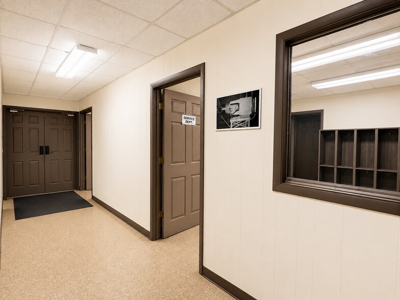 More Photos Of 194 Shott Court, Bluefield Warehouse For Sale