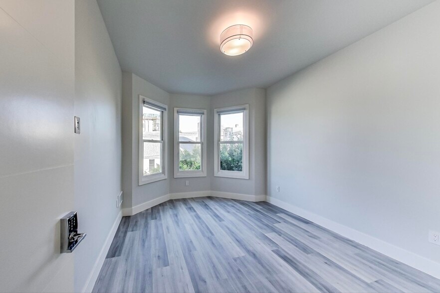 More Photos Of 811-815 Oak St, San Francisco Apartments For Sale