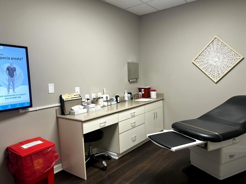 More Photos Of 1225-1231 Maple Ave SW, Roanoke Medical For Sale