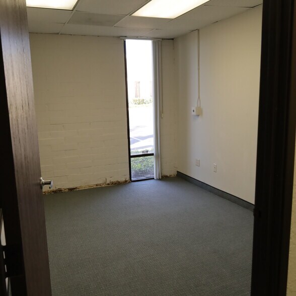 More Photos Of 15455 Red Hill Ave, Tustin Light Distribution For Lease