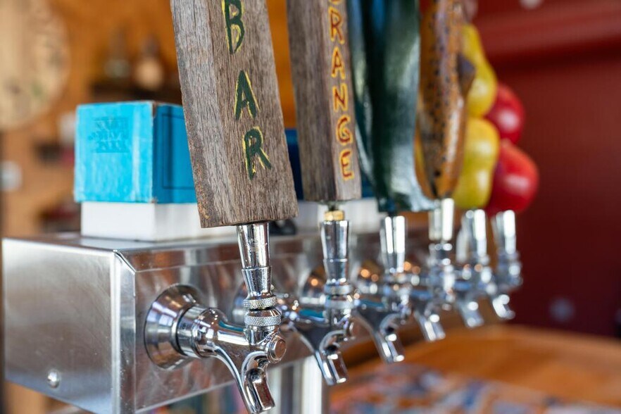 More Photos Of 9090 M-68, Alanson Storefront For Sale