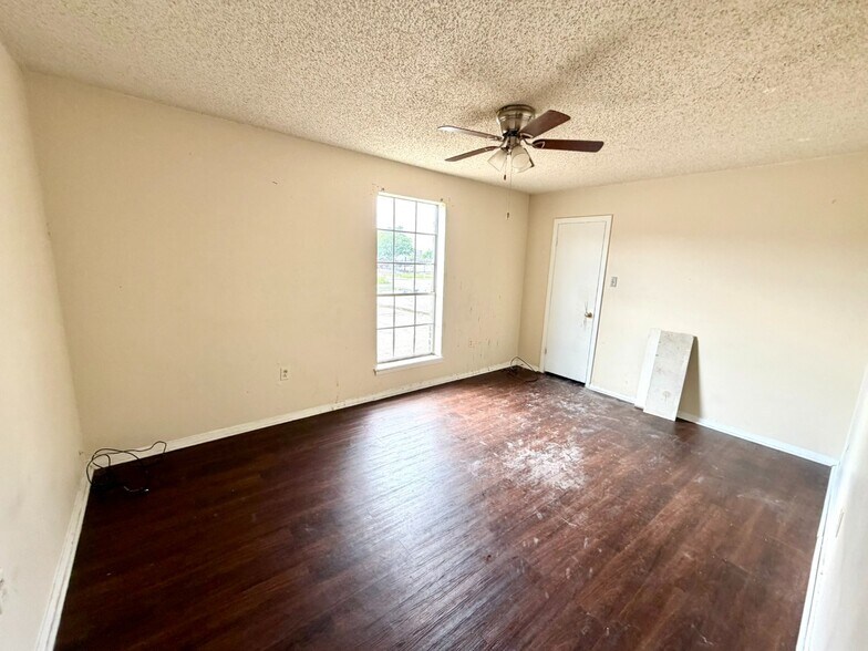 More Photos Of 4728 Ya Tittle Ave, Baton Rouge Apartments For Sale
