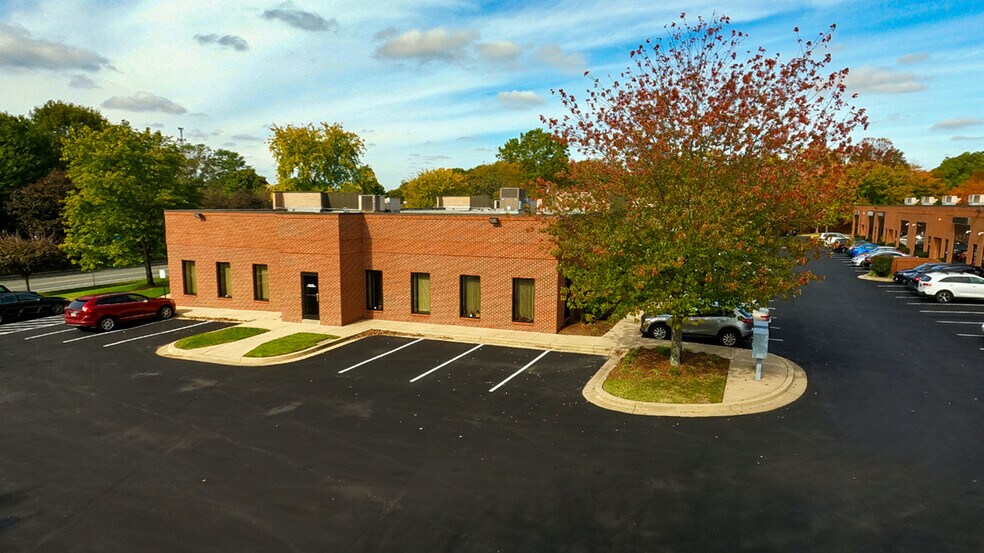 More Photos Of 2130 Priest Bridge Dr, Crofton Office For Lease