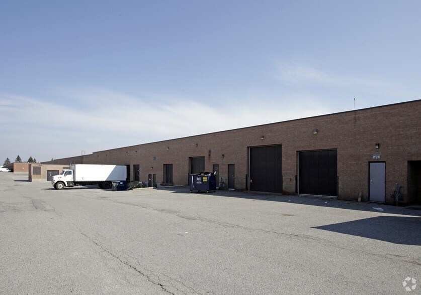 More Photos Of 400 Finchdene Sq, Toronto Light Distribution For Lease