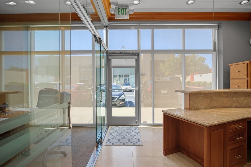 More Photos Of 9020 Brentwood Blvd, Brentwood Flex For Sale